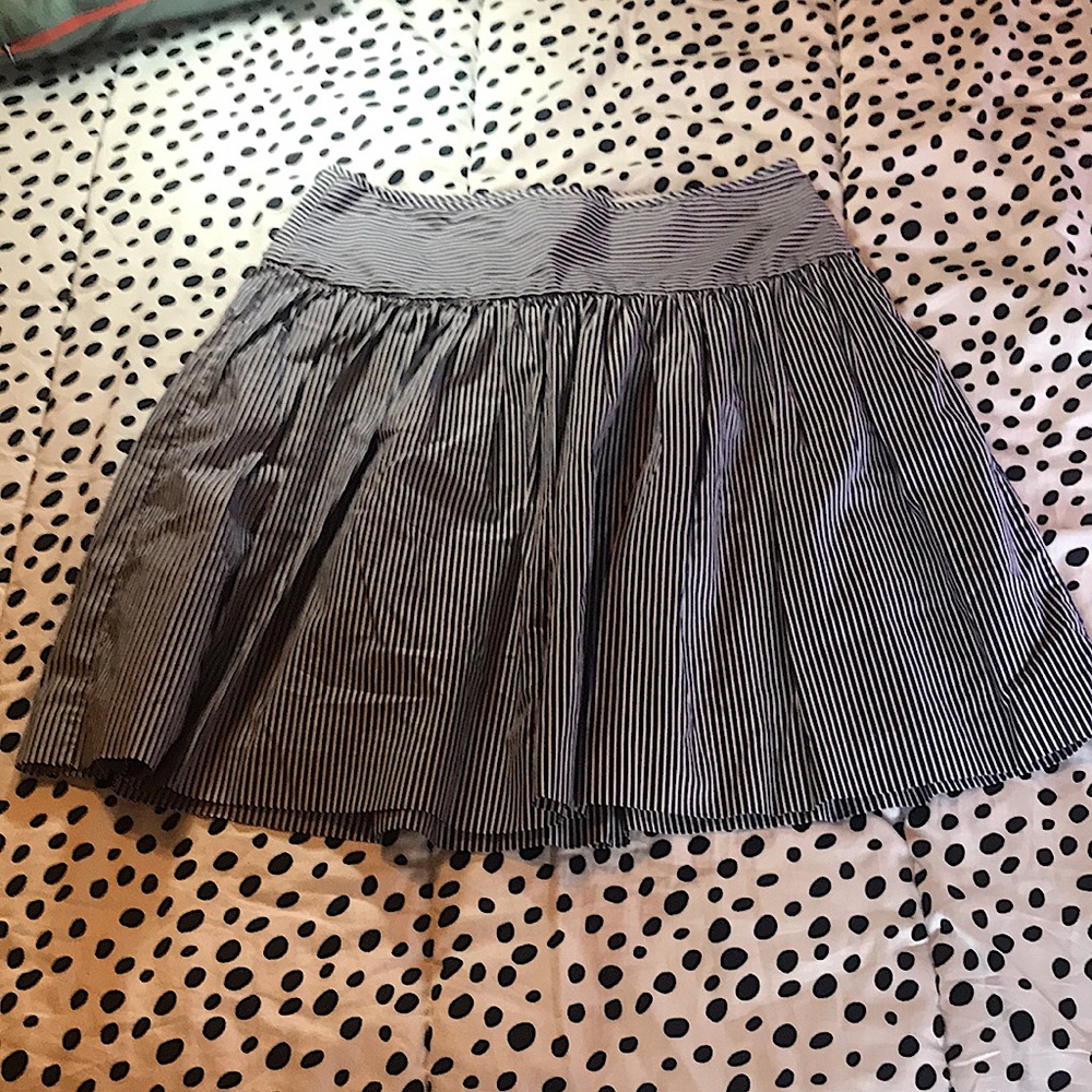 Women’s GAP skirt
